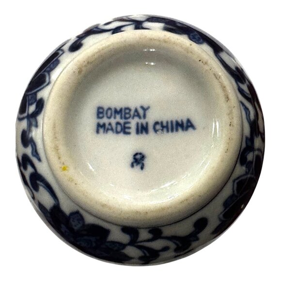 Vtg Cobalt Blue & White Floral Teardrop Bombay Porcelain Vase Made In China 6" - Picture 3 of 6